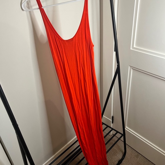 RED FITTED MIDI BABATON DRESS - Picture 4 of 4